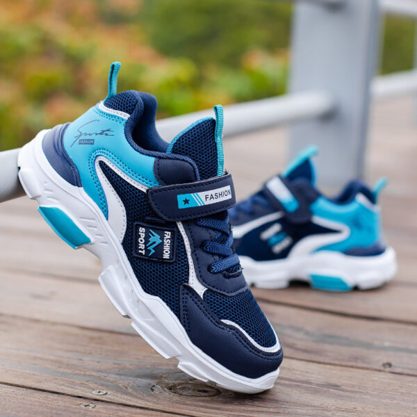 Breathable lightweight mesh sneakers - Image 3